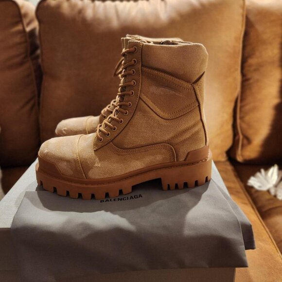 Beige Balenciaga Combat Strike boot in canvas - 10 /43 - Picture 1 of 3